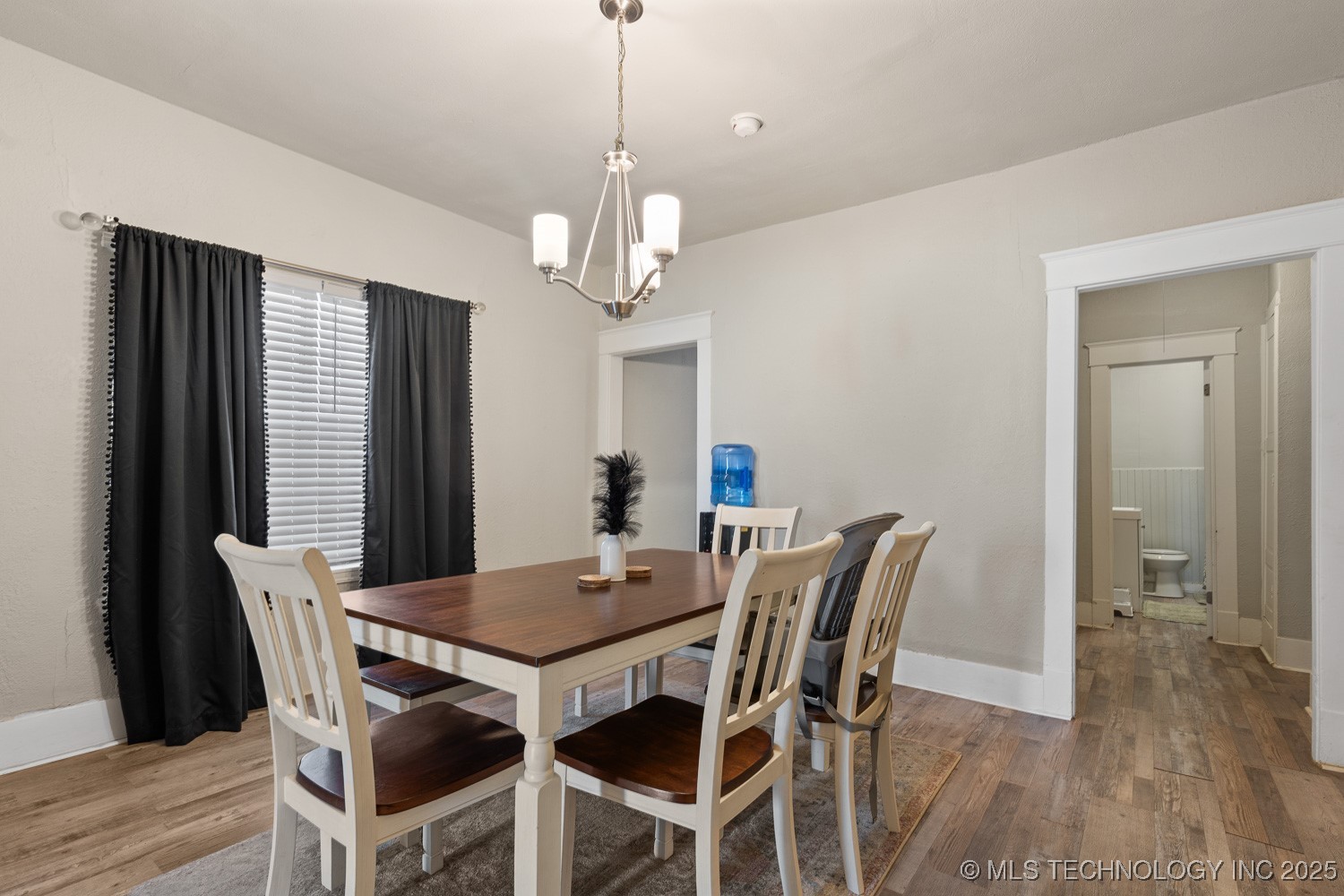 511 2nd Street Property Photo 8