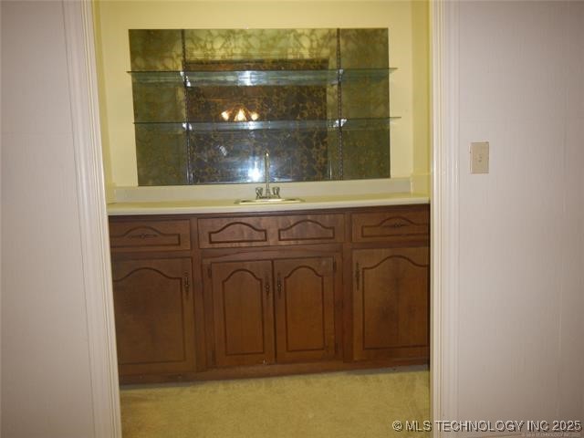 110 W 8th Street Property Photo 8