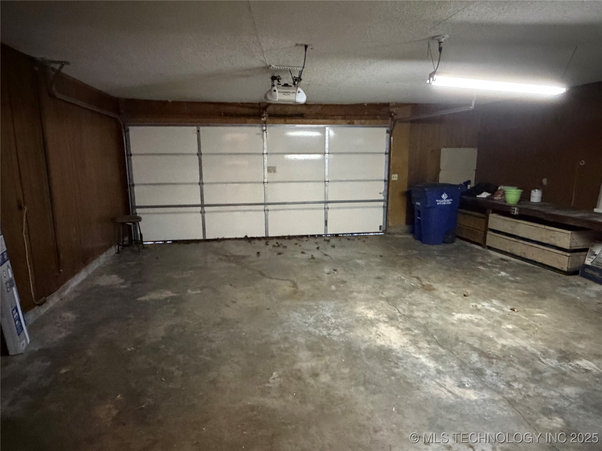 110 W 8th Street Property Photo 20