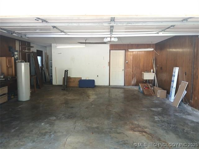 110 W 8th Street Property Photo 21