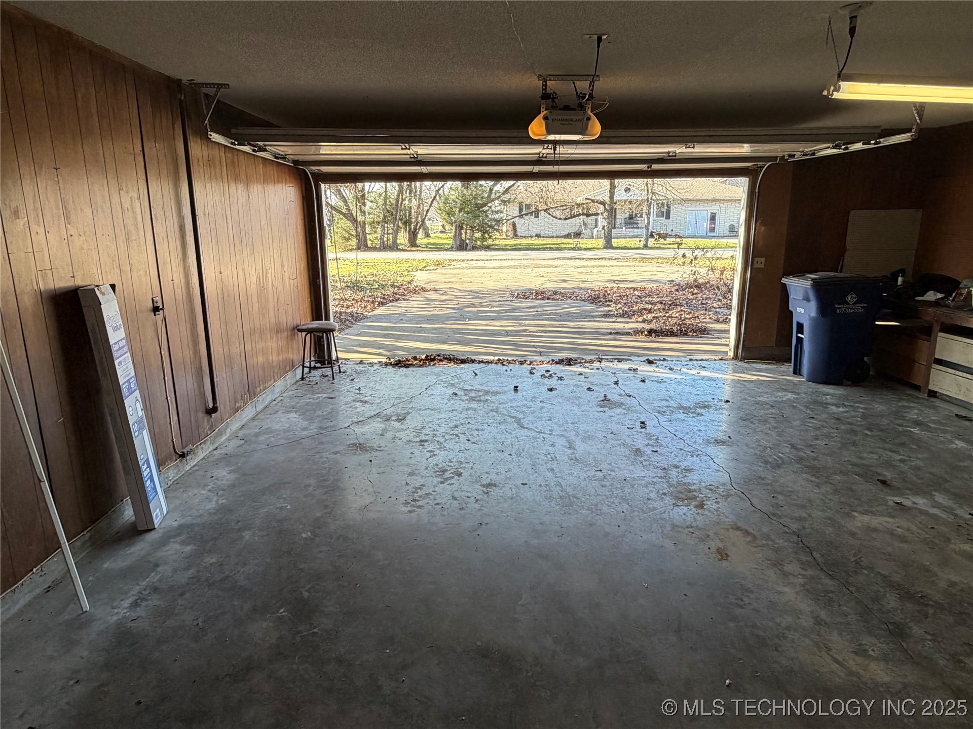 110 W 8th Street Property Photo 22