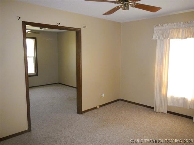 110 W 8th Street Property Photo 27