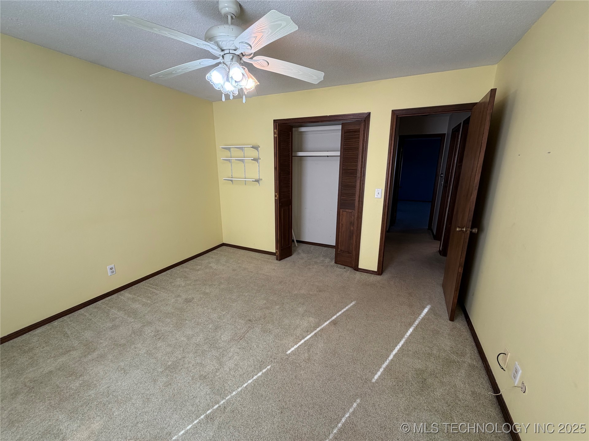 110 W 8th Street Property Photo 39