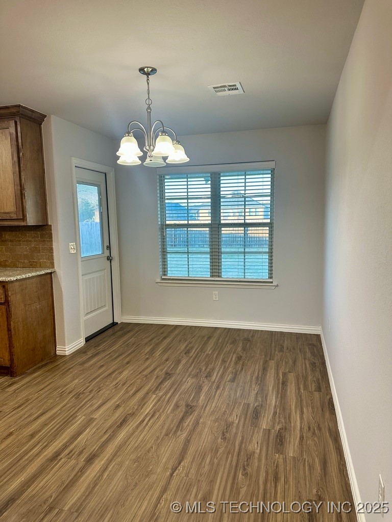 3608 Prairie Crossing Street Property Photo 11