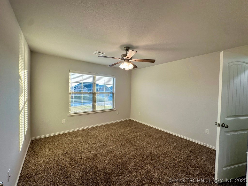 3608 Prairie Crossing Street Property Photo 20