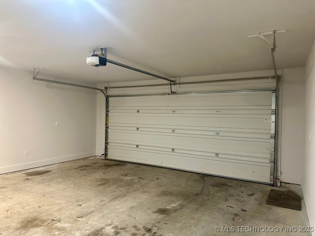 3608 Prairie Crossing Street Property Photo 31