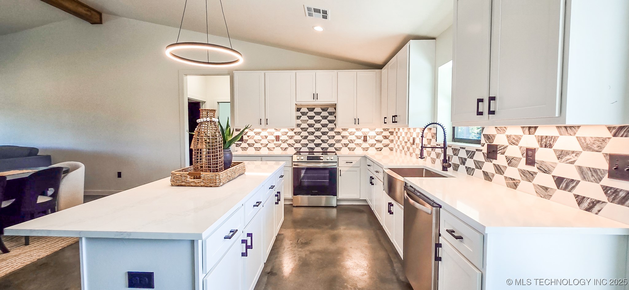 64 Reagan Drive Property Photo 20