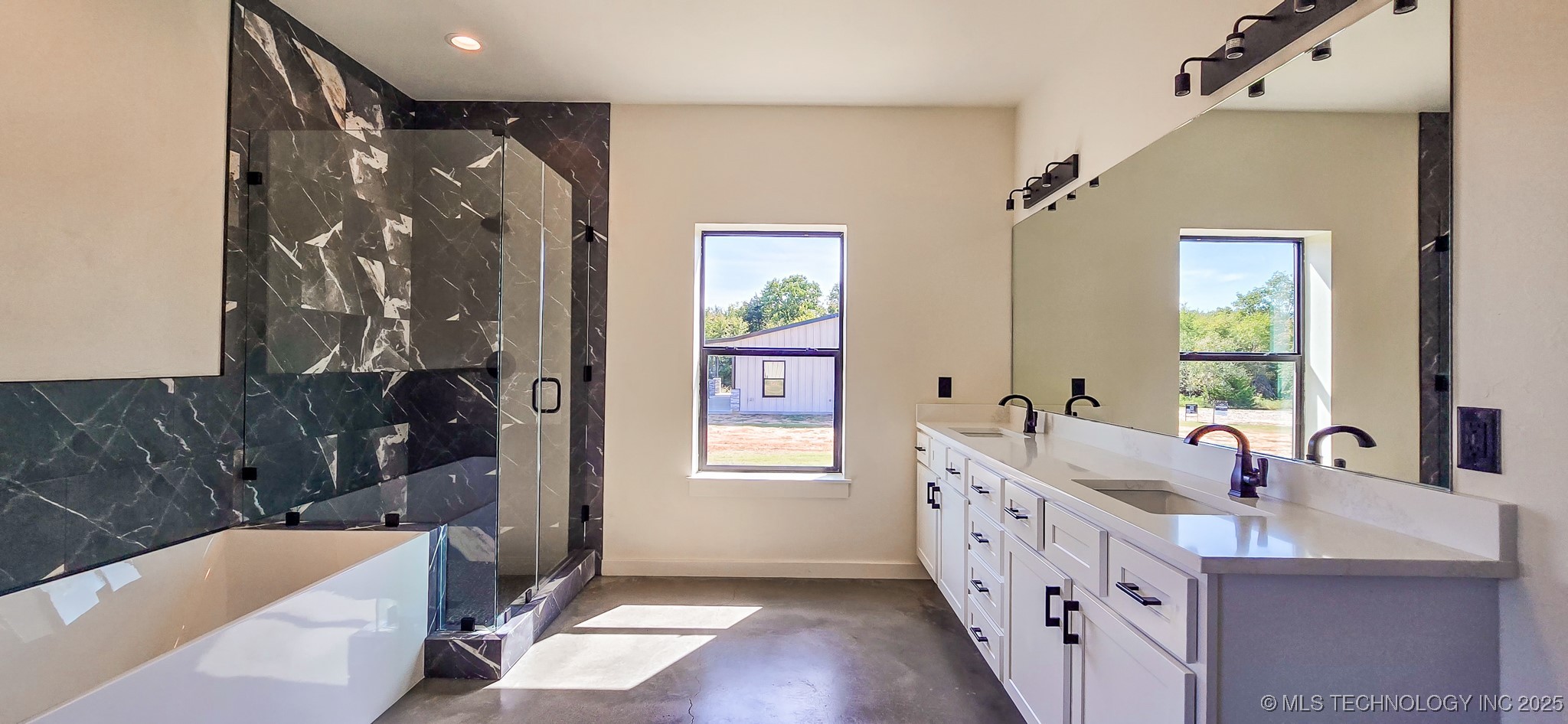 64 Reagan Drive Property Photo 32