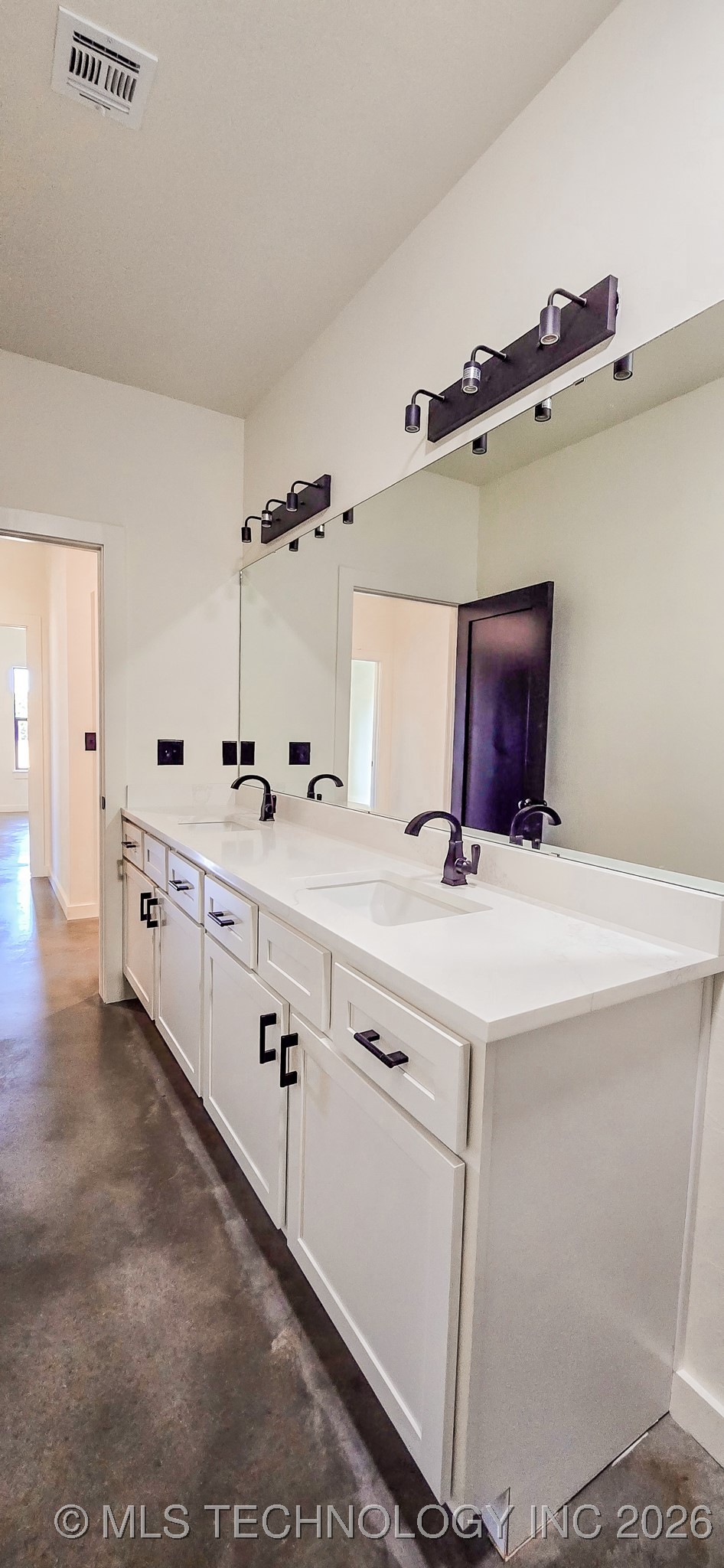 64 Reagan Drive Property Photo 48