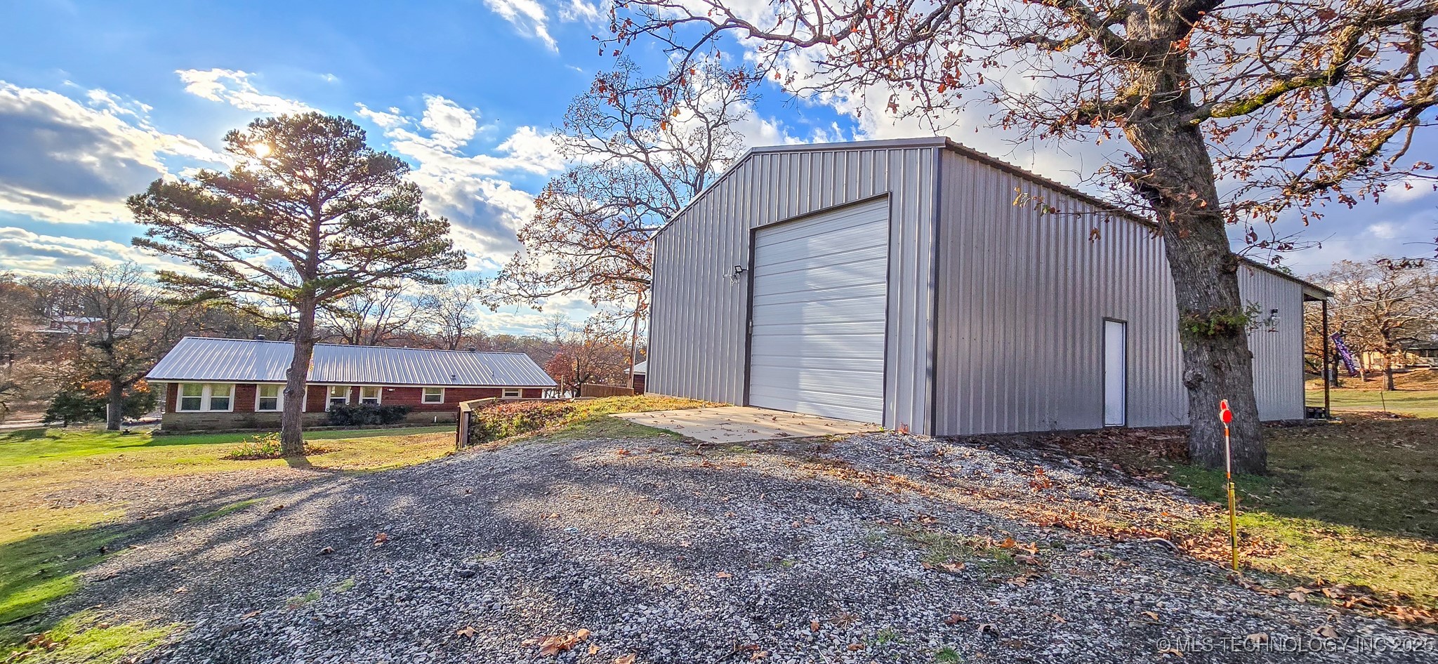 115988 S 4302 Road Property Photo 4