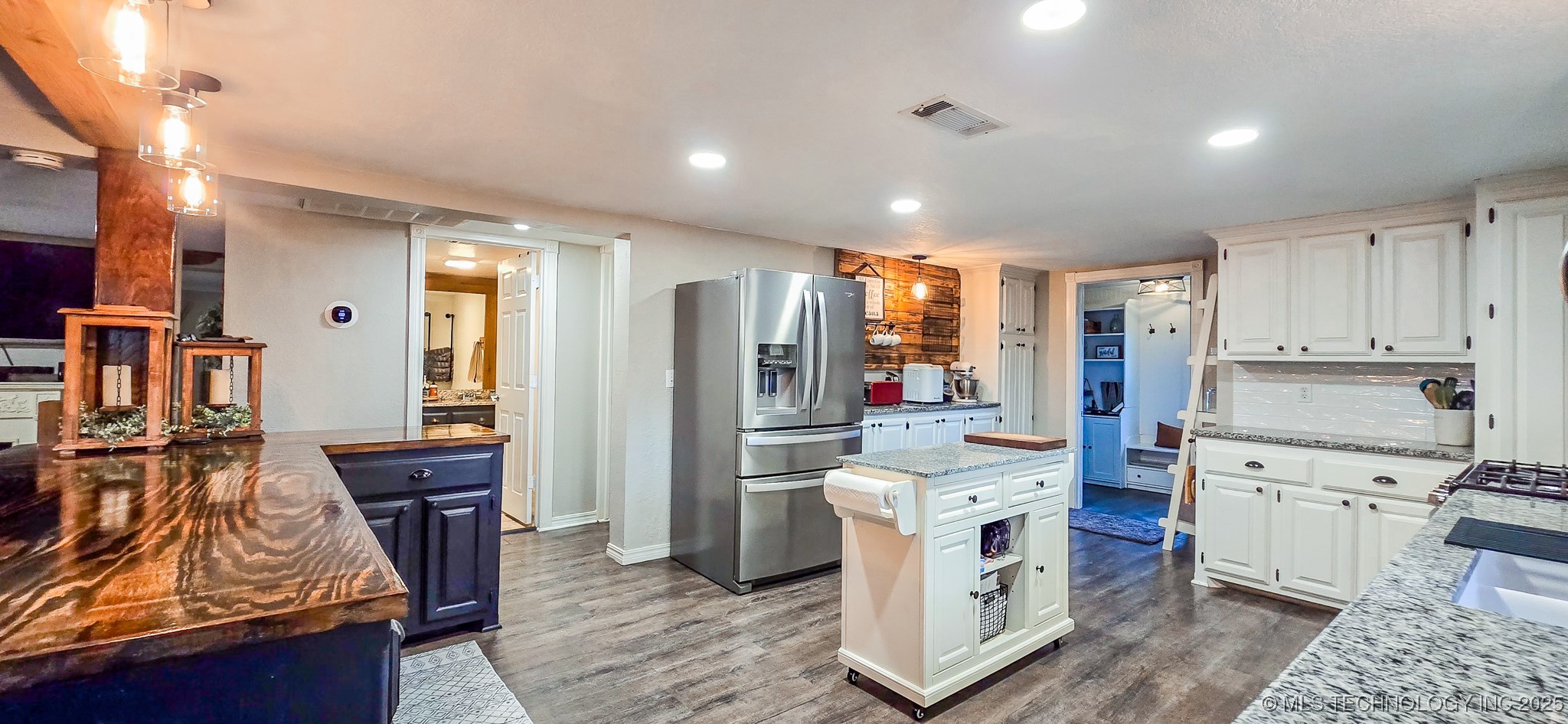 115988 S 4302 Road Property Photo 12