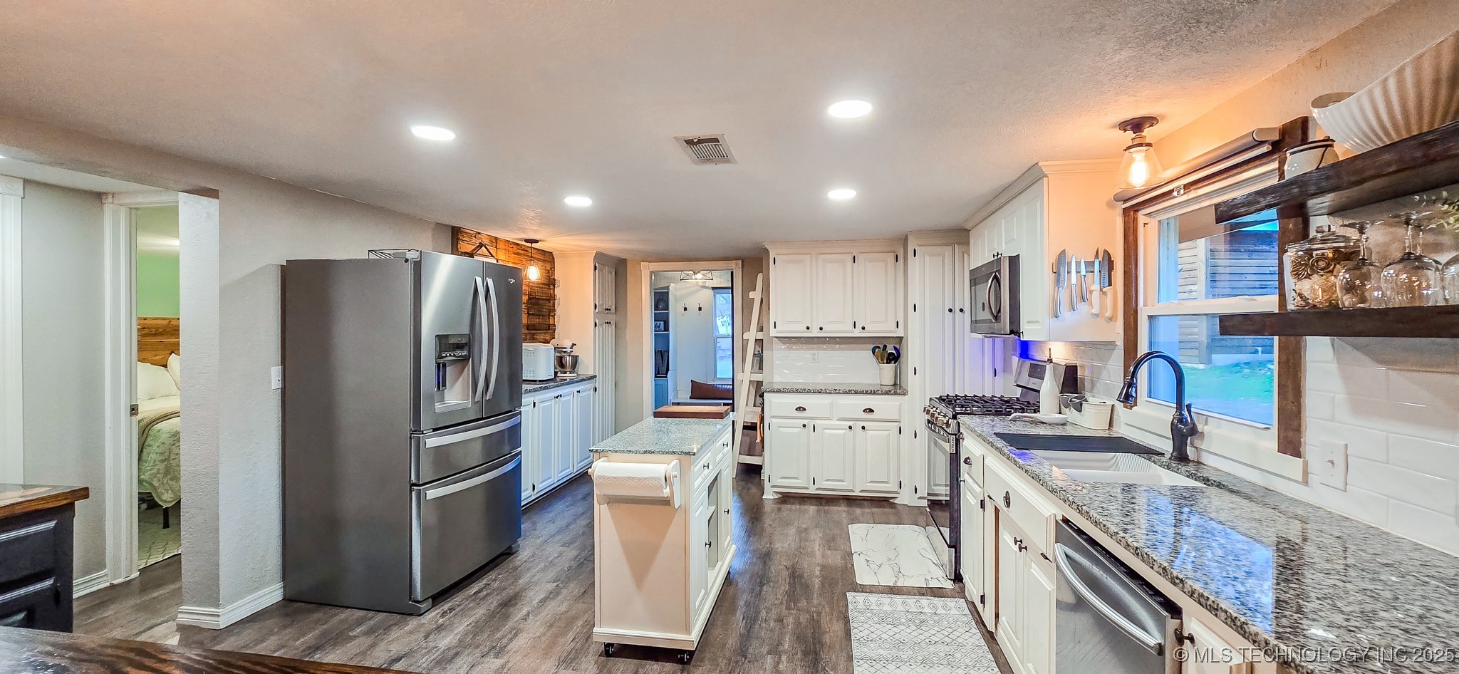 115988 S 4302 Road Property Photo 23