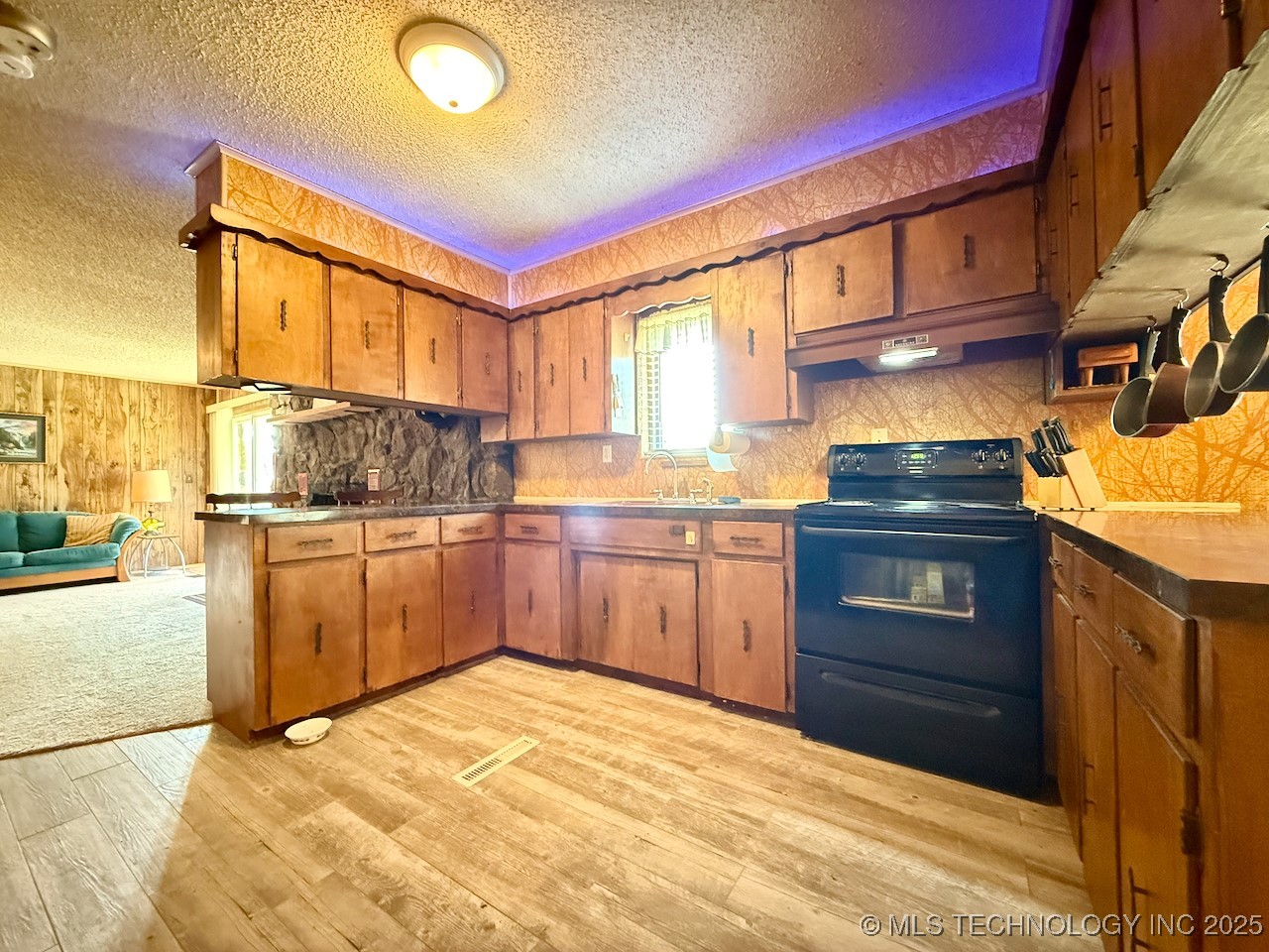 18411 S Lake Region Road Property Photo 15