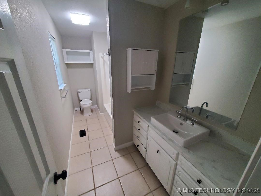 11086 N 368 Road Property Photo 25