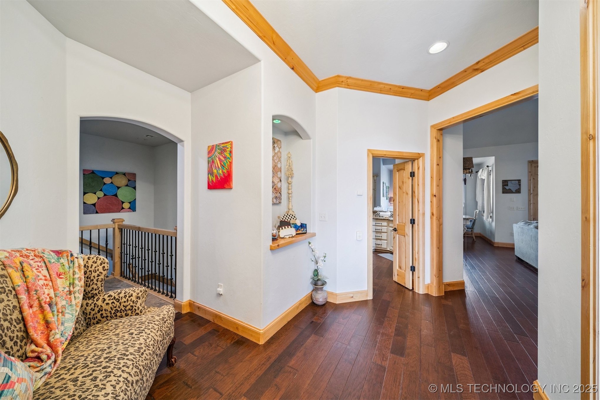 904 W 9th Street Property Photo 9