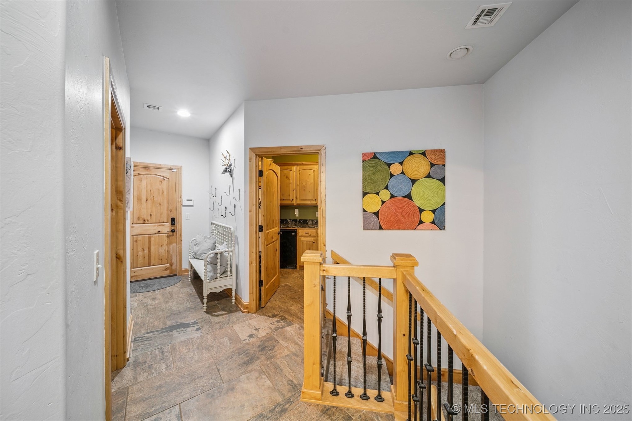 904 W 9th Street Property Photo 17