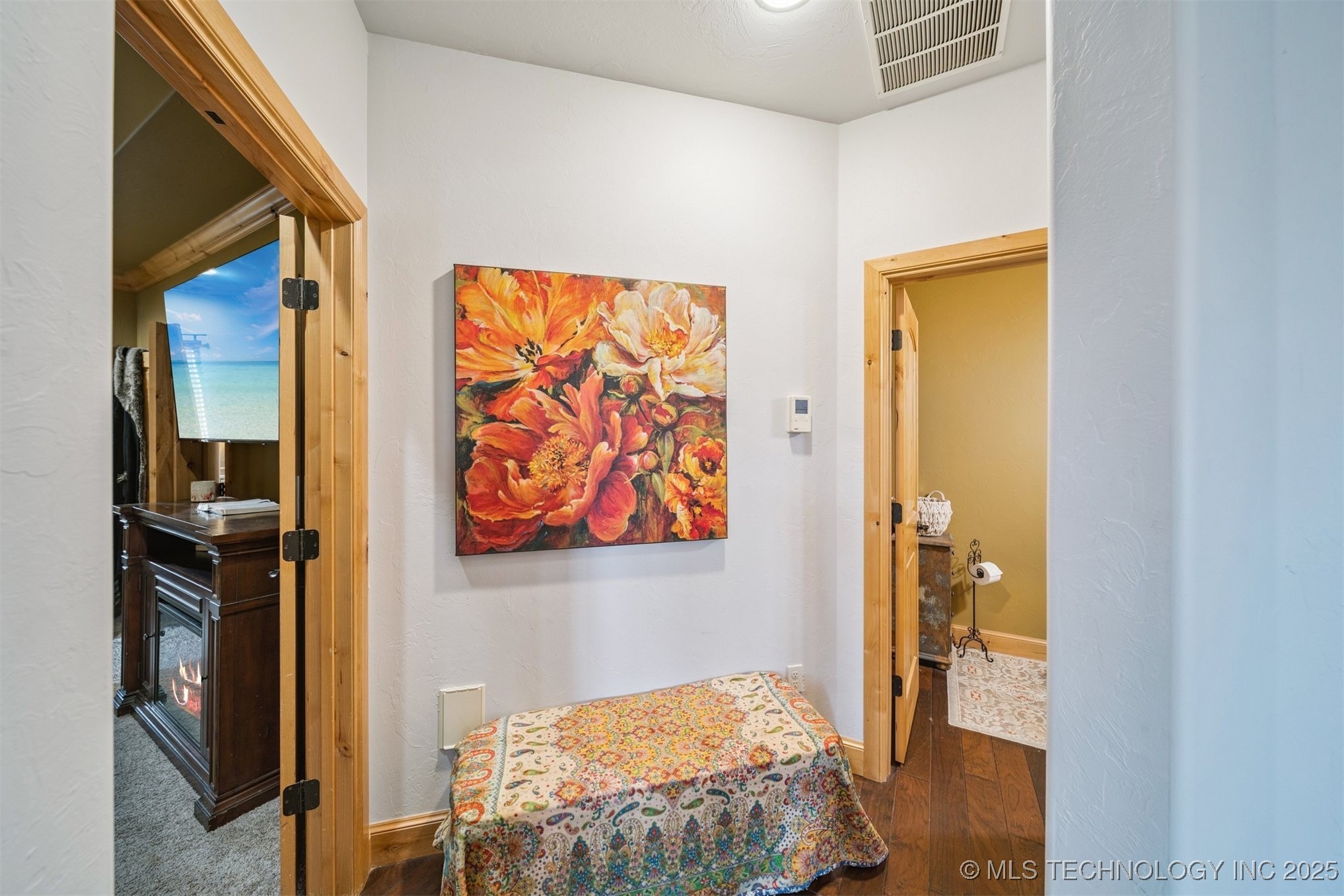 904 W 9th Street Property Photo 24