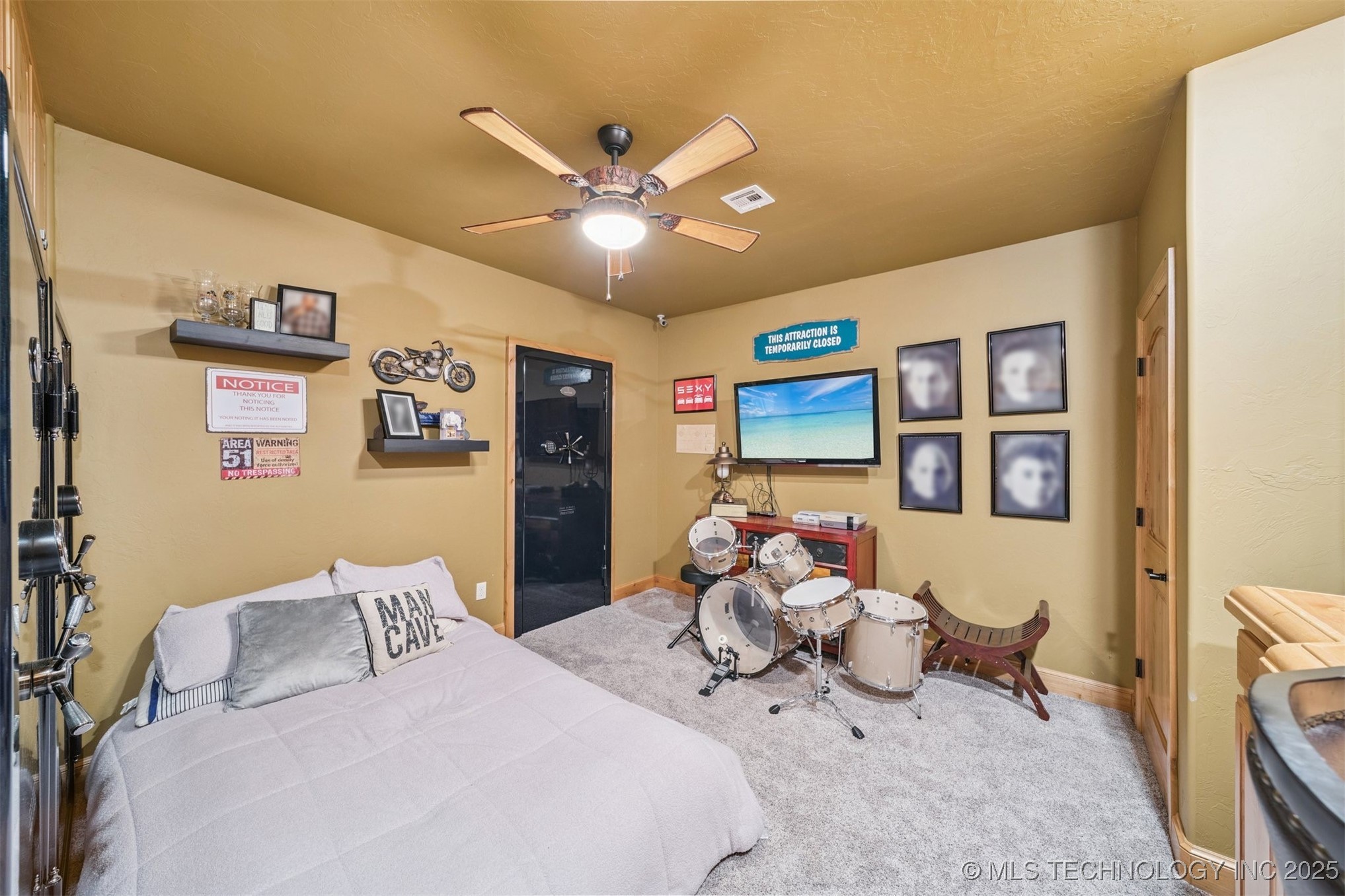 904 W 9th Street Property Photo 35