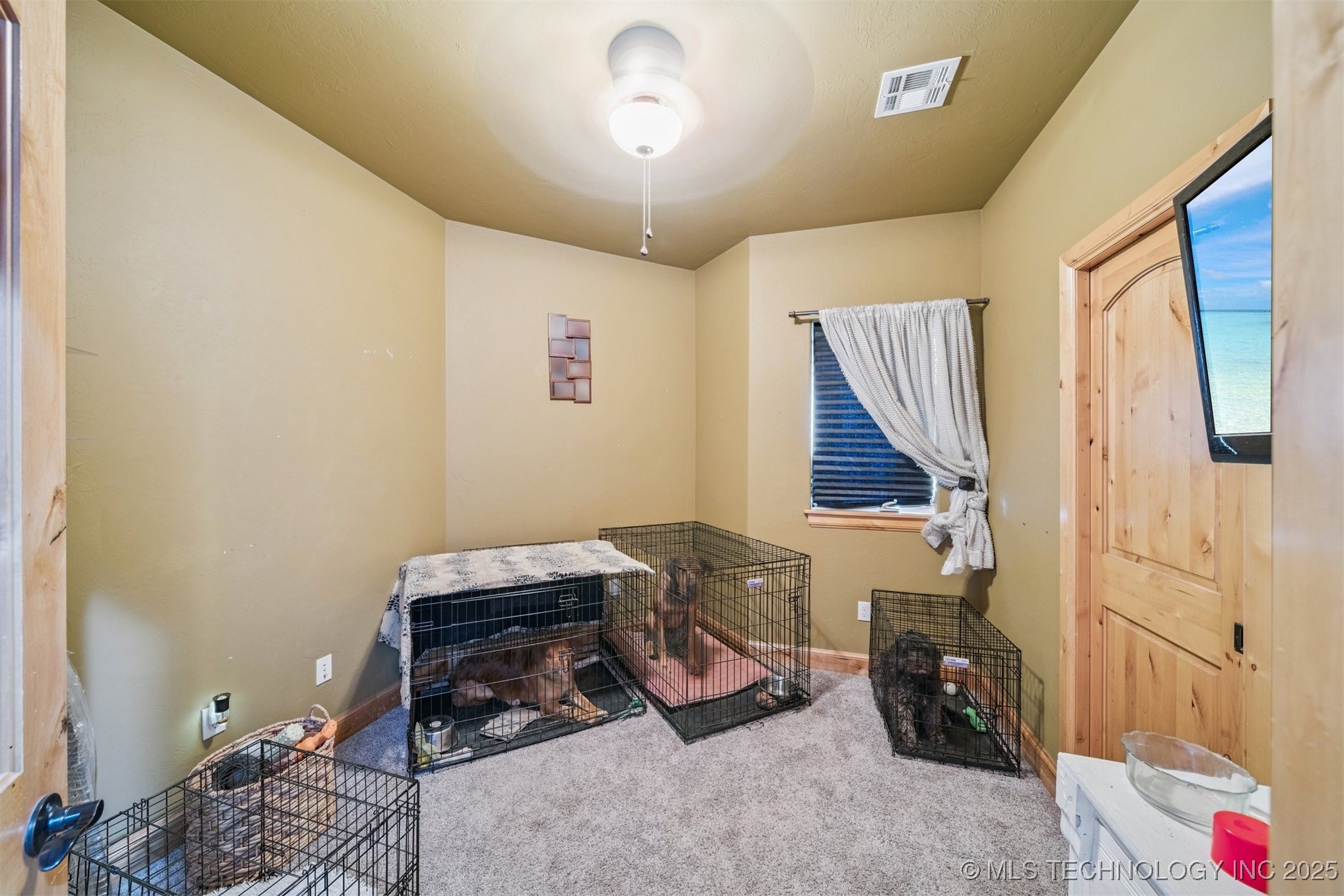 904 W 9th Street Property Photo 36