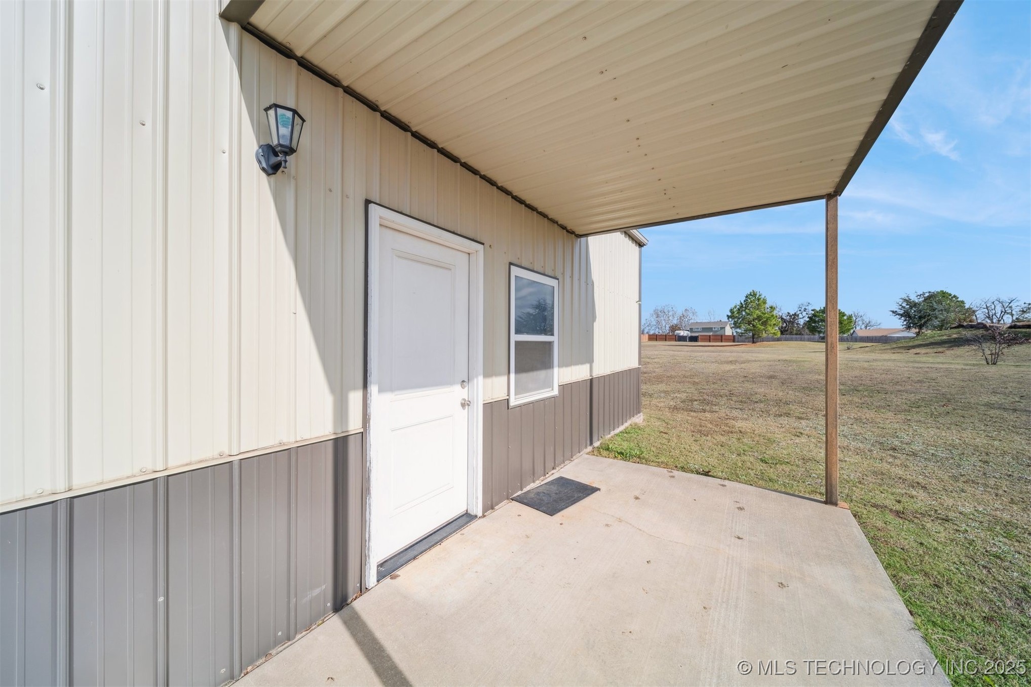 904 W 9th Street Property Photo 42