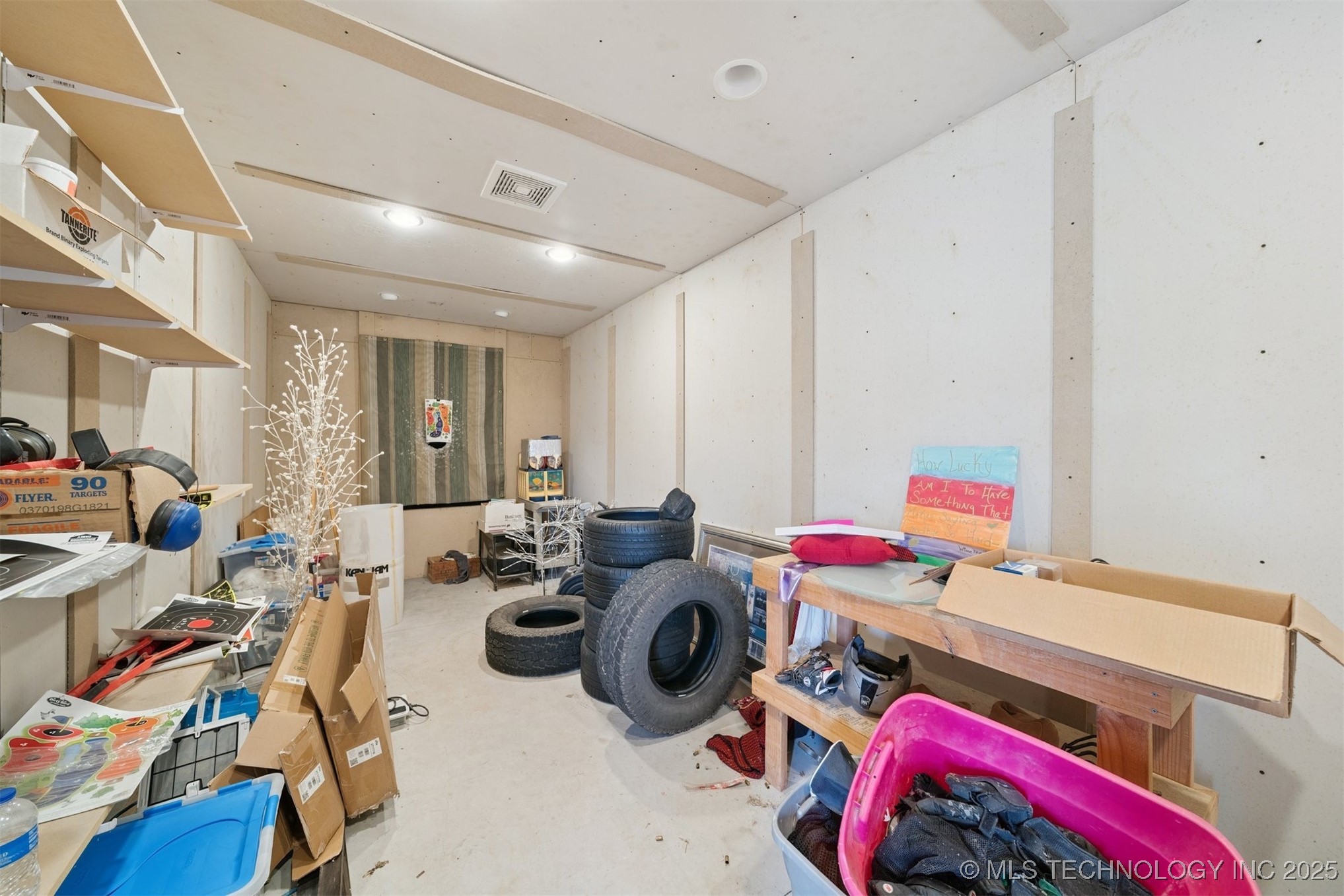 904 W 9th Street Property Photo 43