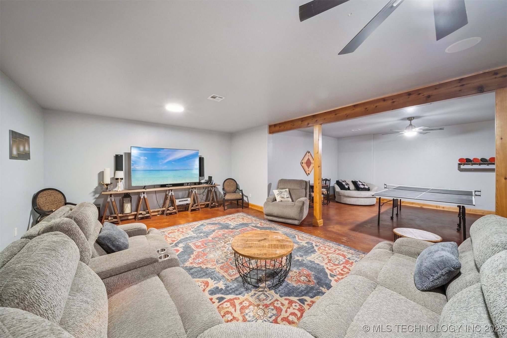 904 W 9th Street Property Photo 48