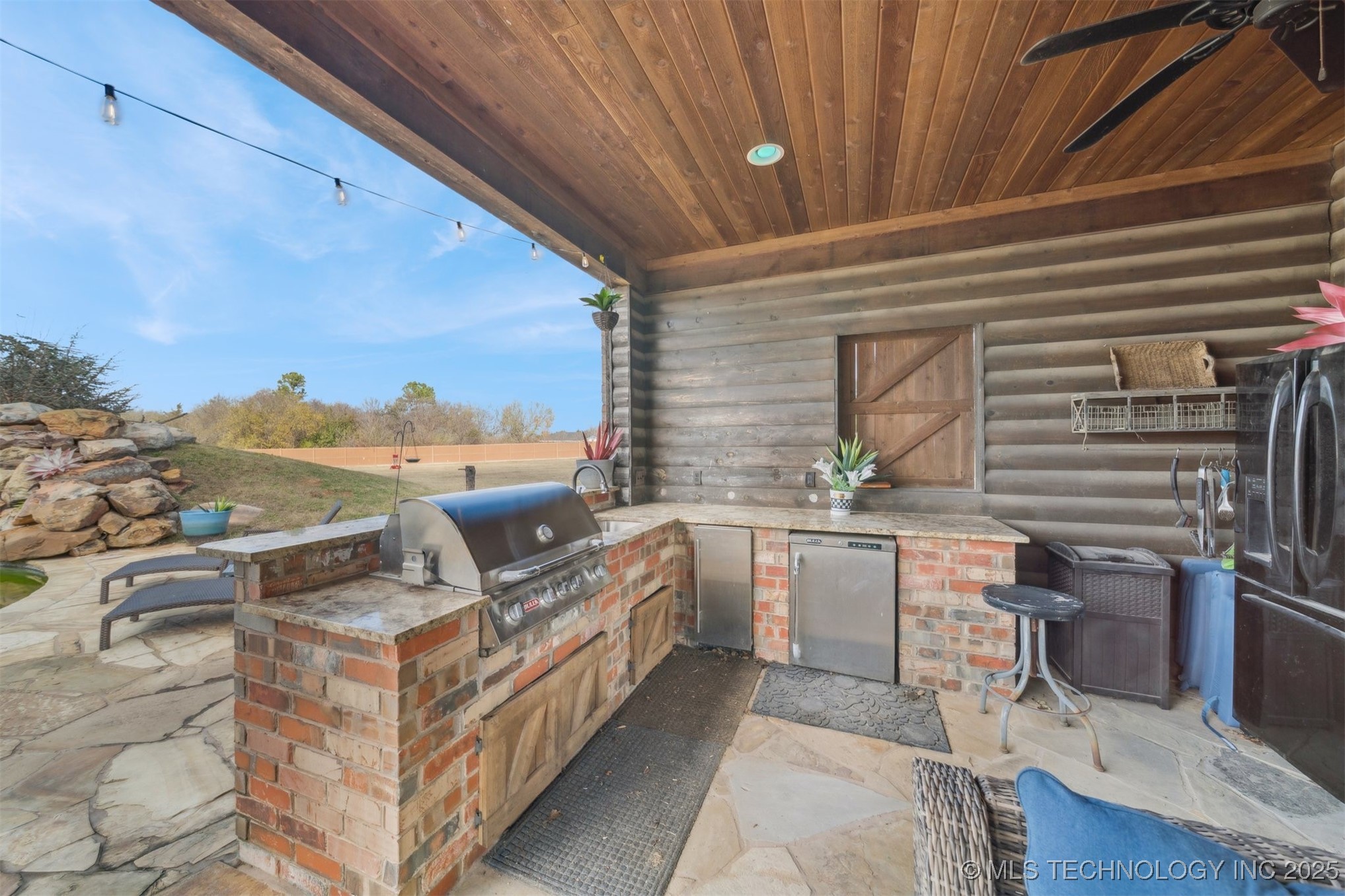 904 W 9th Street Property Photo 52