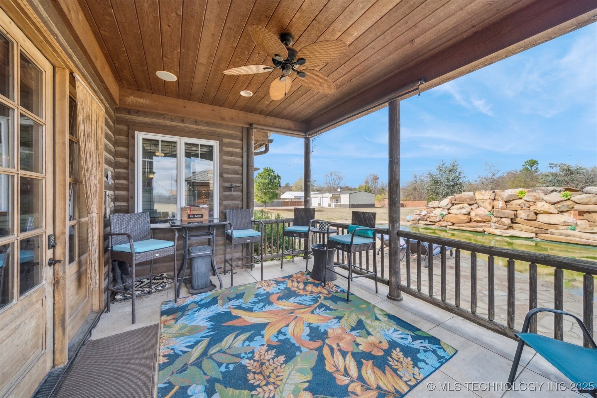 904 W 9th Street Property Photo 59