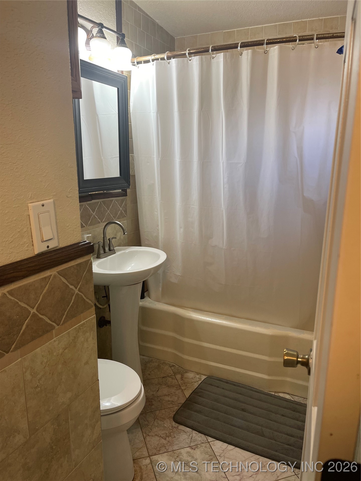 2829 E 44th Place N Property Photo 8