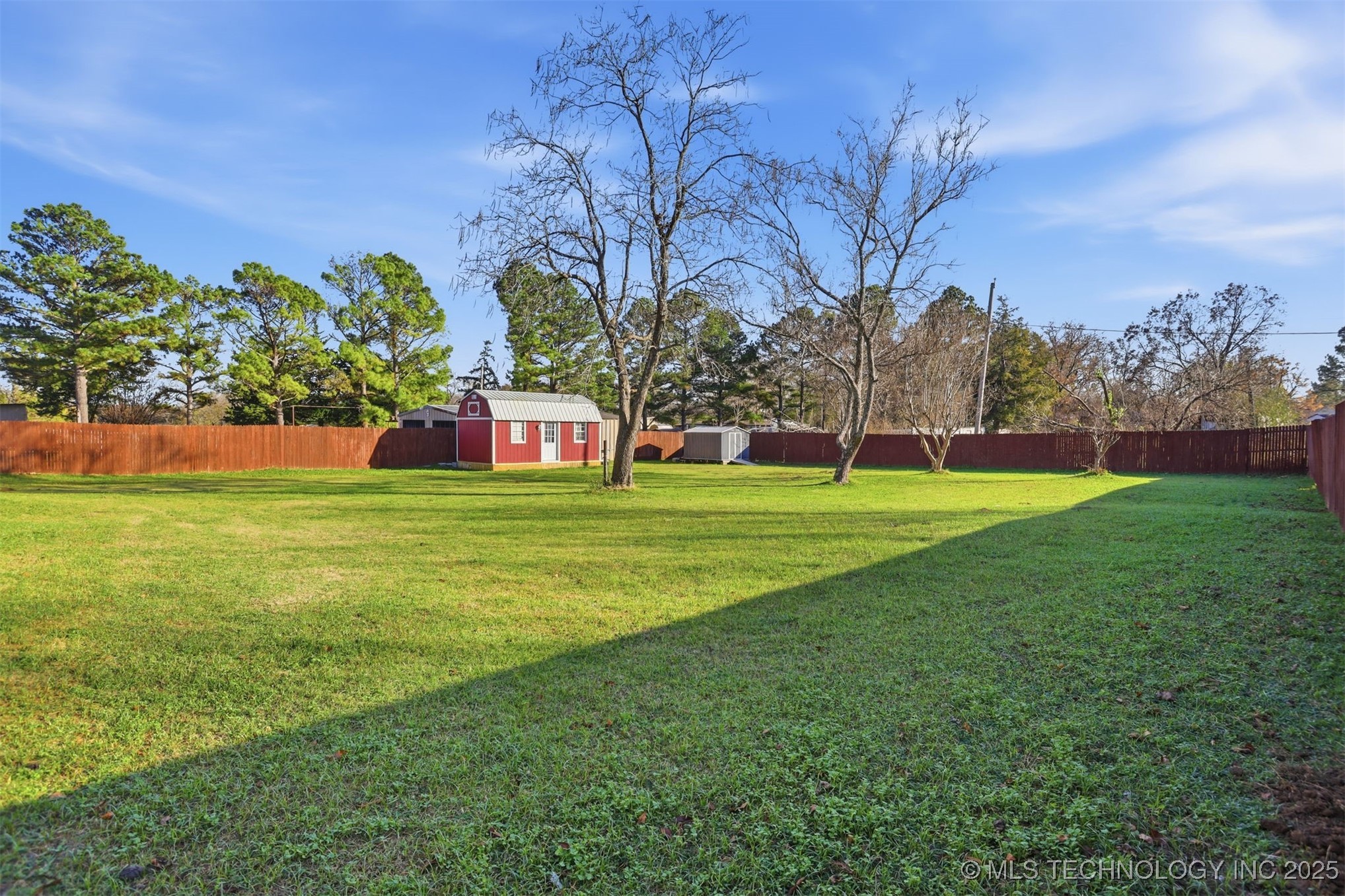 920 Washington Avenue Property Photo 4