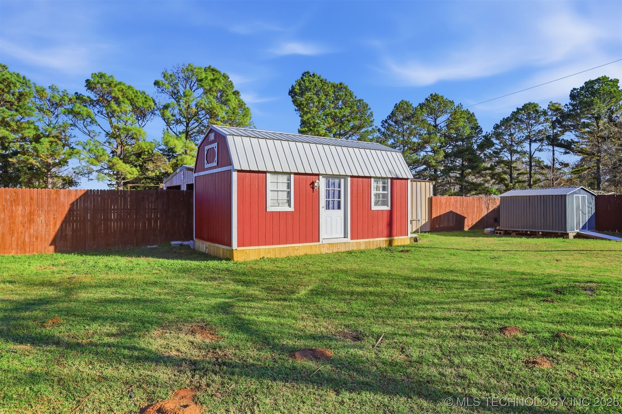 920 Washington Avenue Property Photo 6