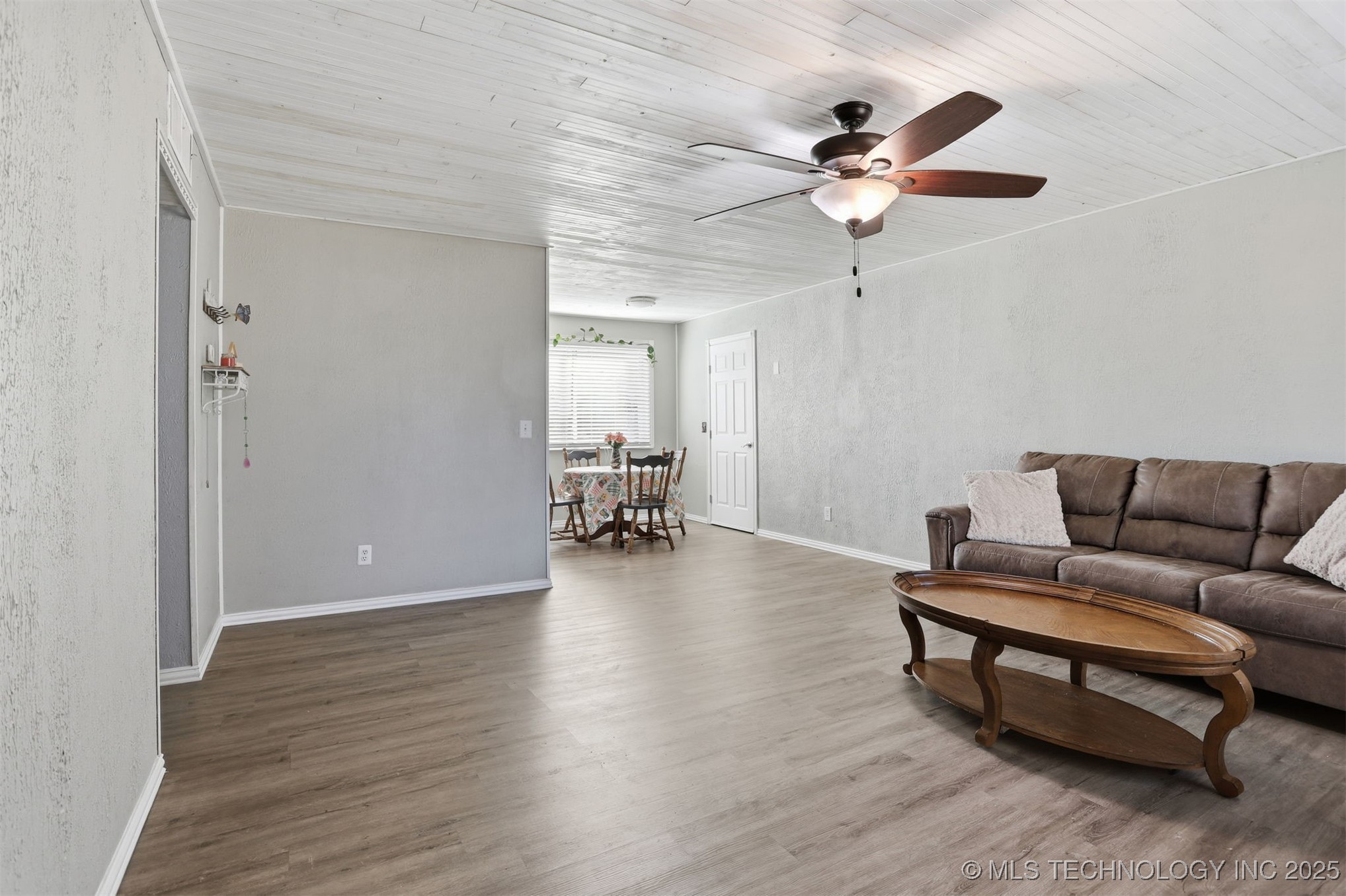 920 Washington Avenue Property Photo 11