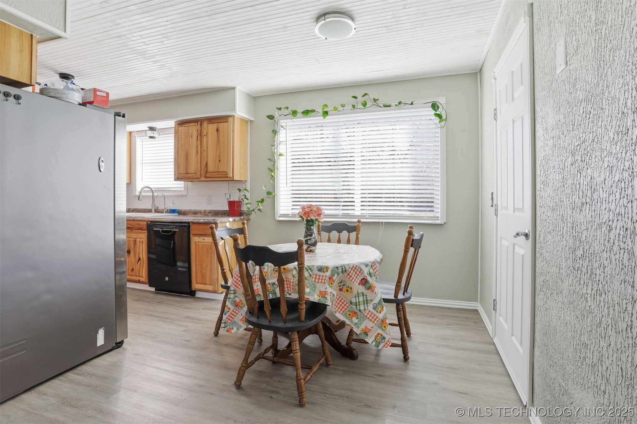 920 Washington Avenue Property Photo 13