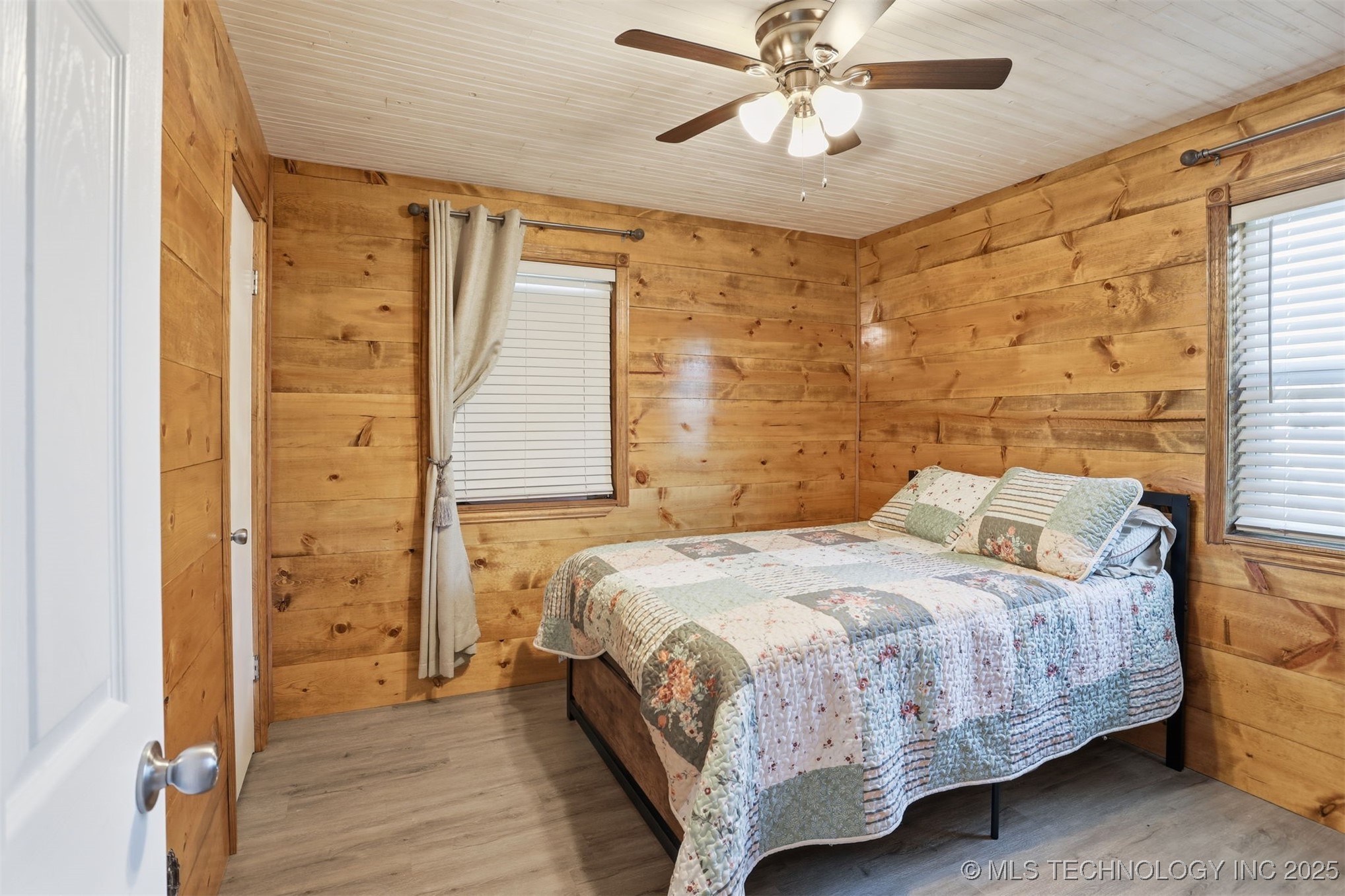 920 Washington Avenue Property Photo 17