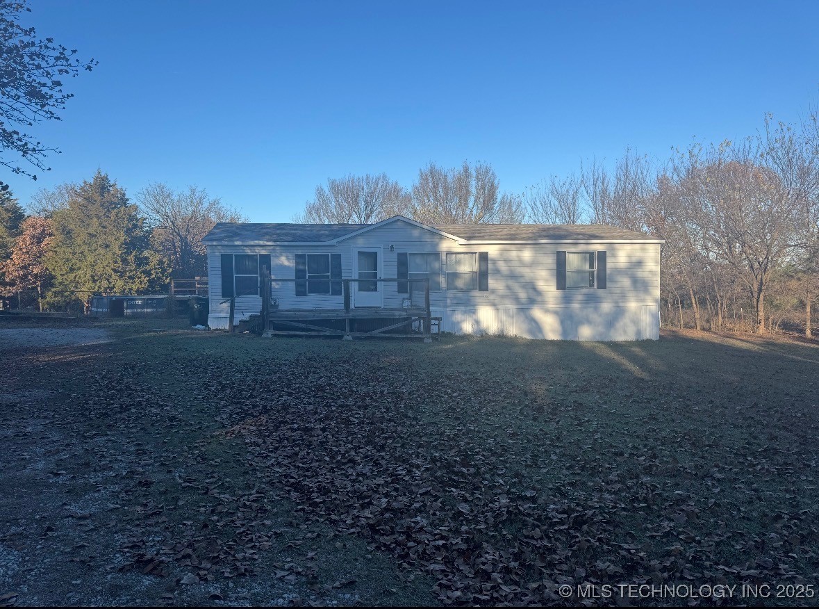370211 E 5750 Road Property Photo 2