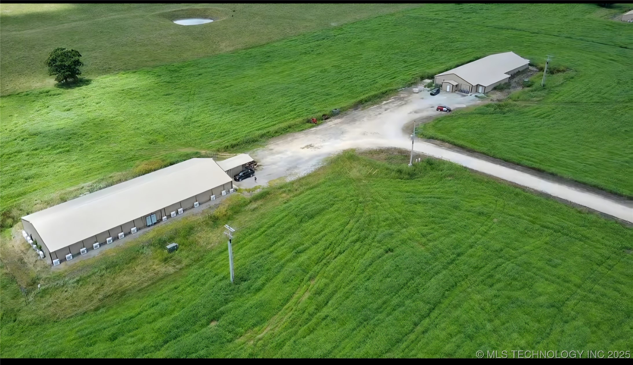 470389 E 650 Road Property Photo 6