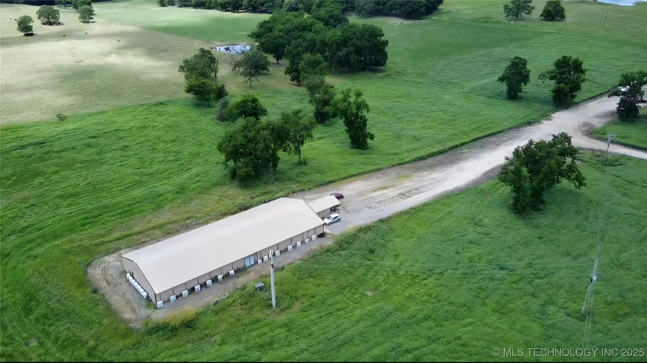 470389 E 650 Road Property Photo 8