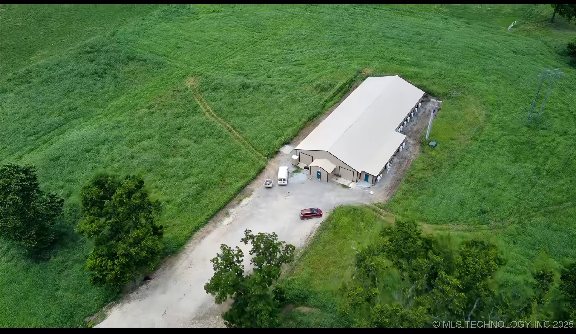 470389 E 650 Road Property Photo 9