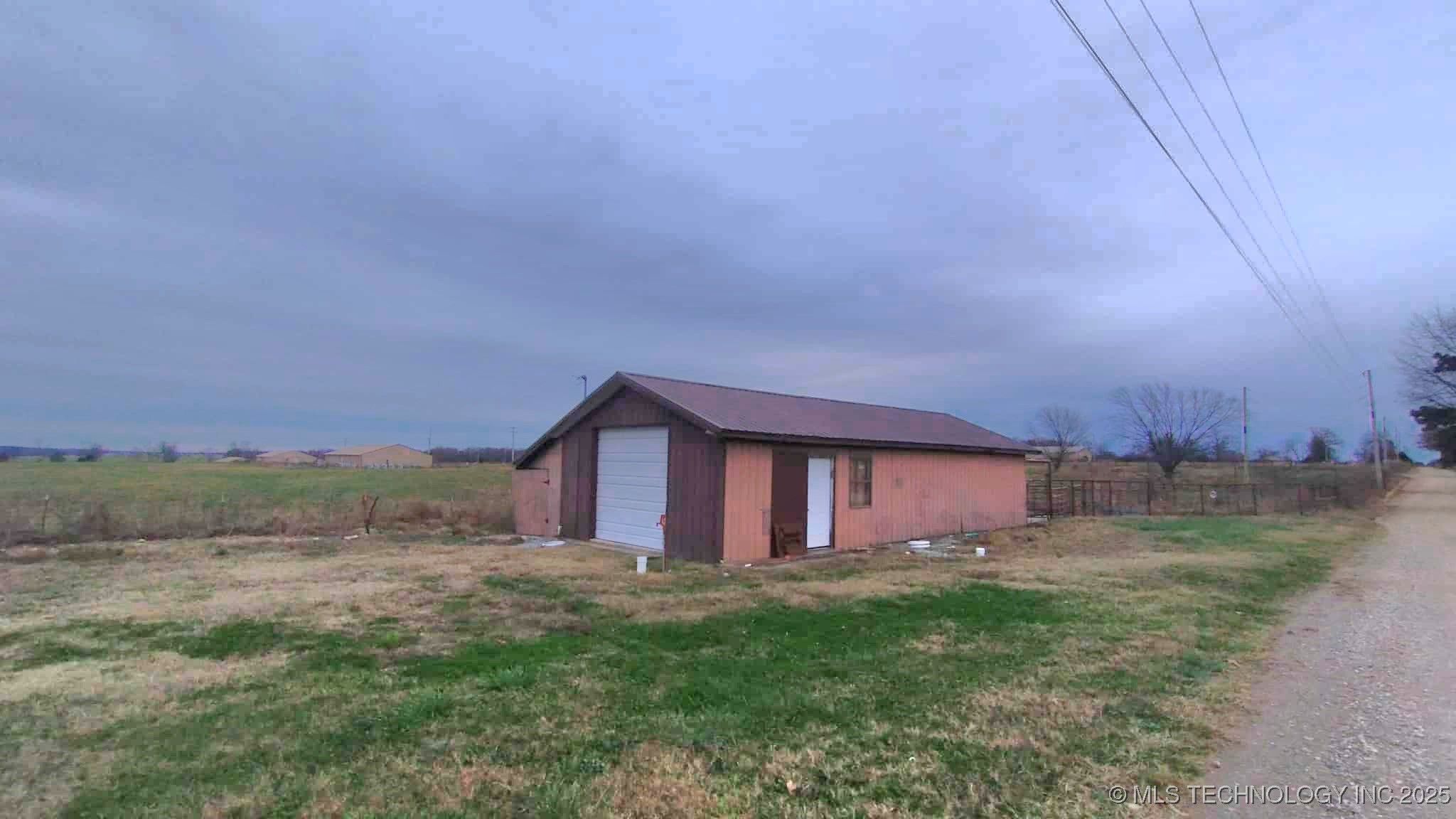 470389 E 650 Road Property Photo 25