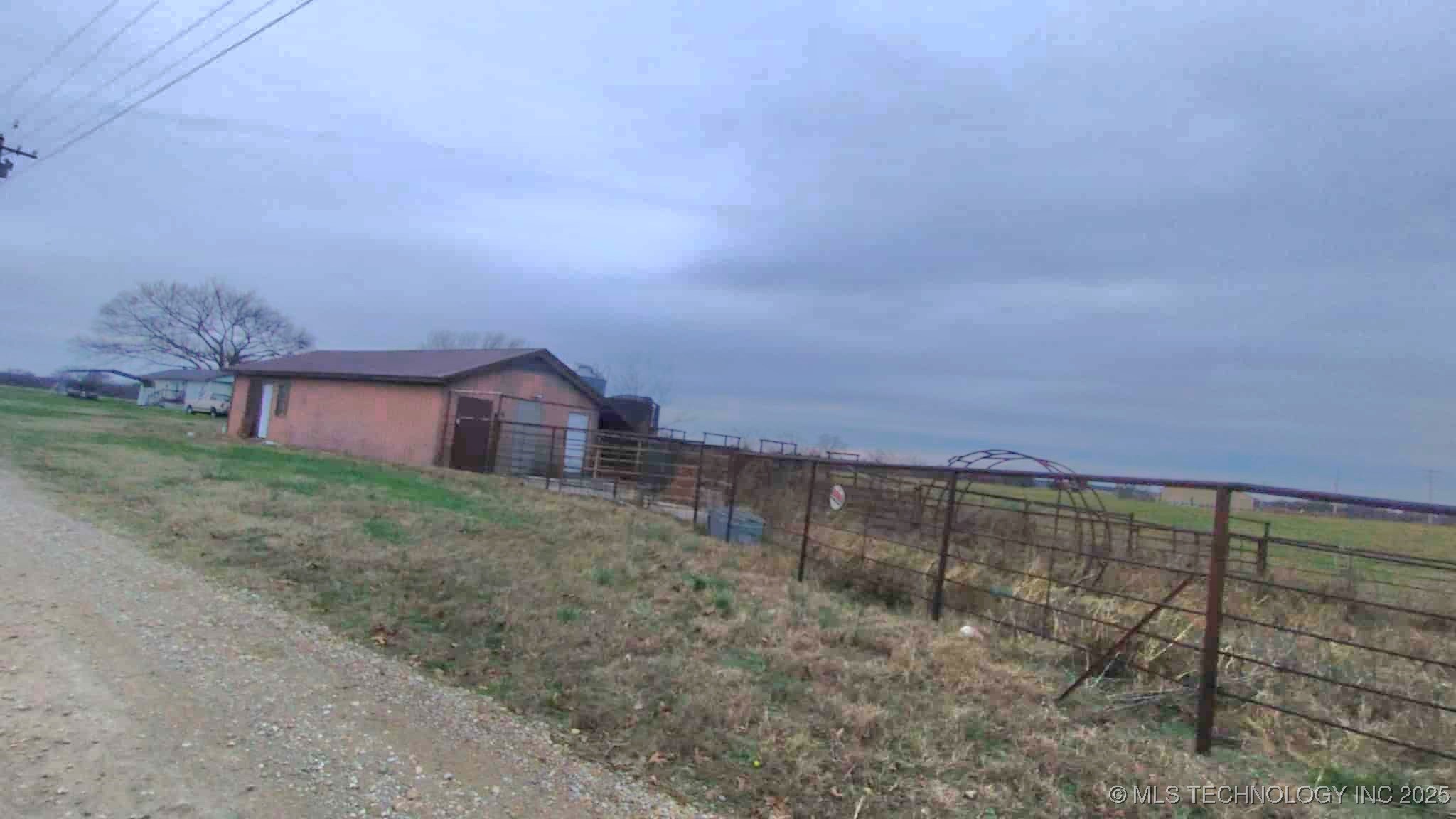 470389 E 650 Road Property Photo 26