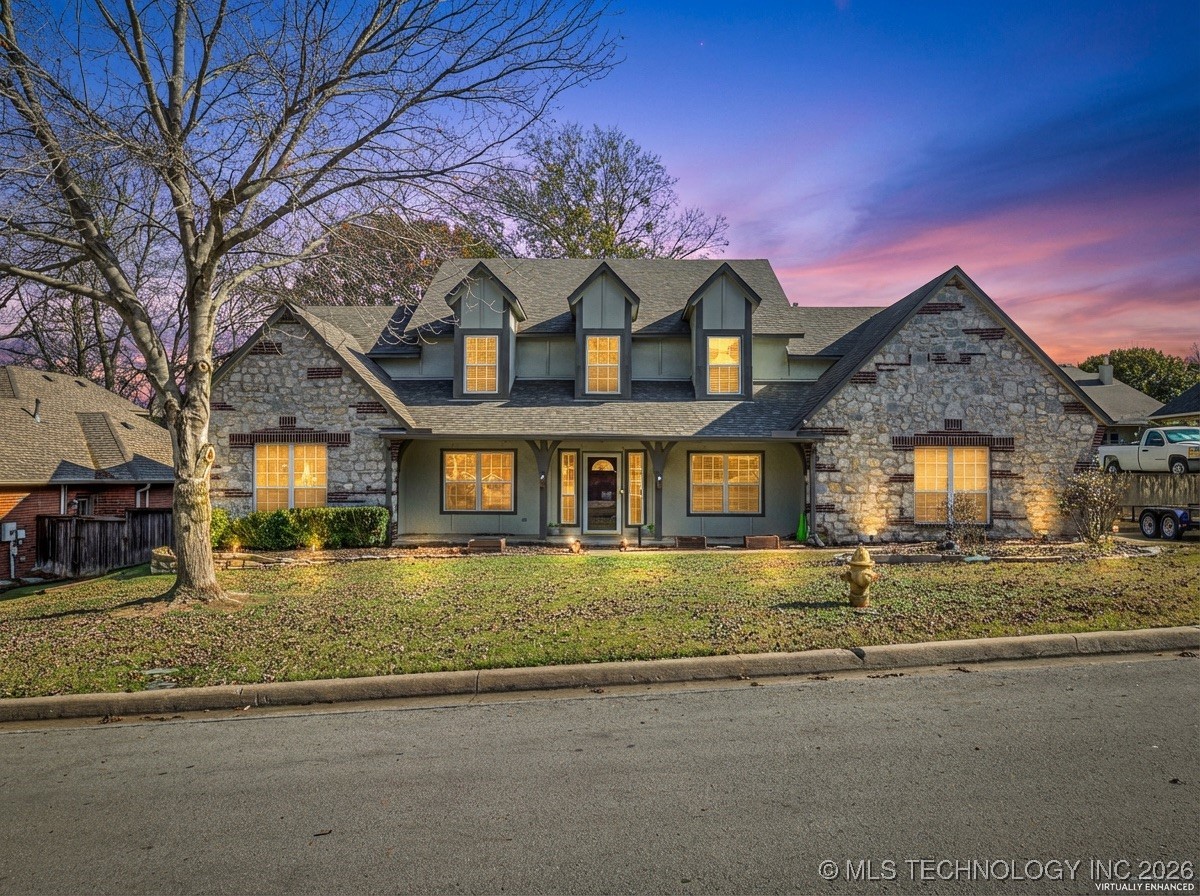 12512 S 18th Circle E Property Photo 1