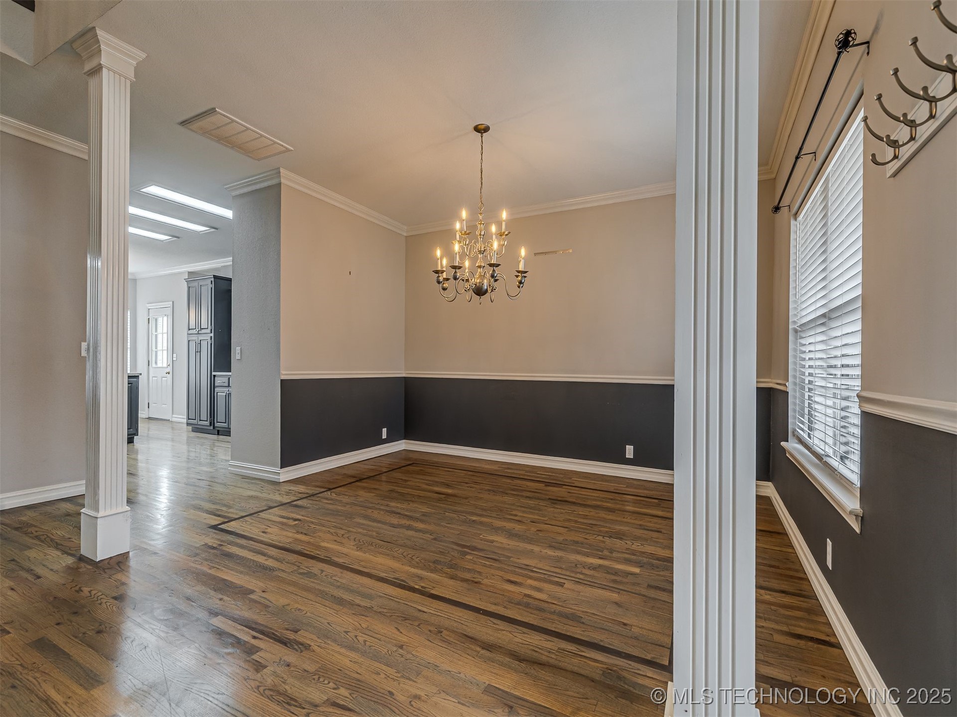 12512 S 18th Circle E Property Photo 13