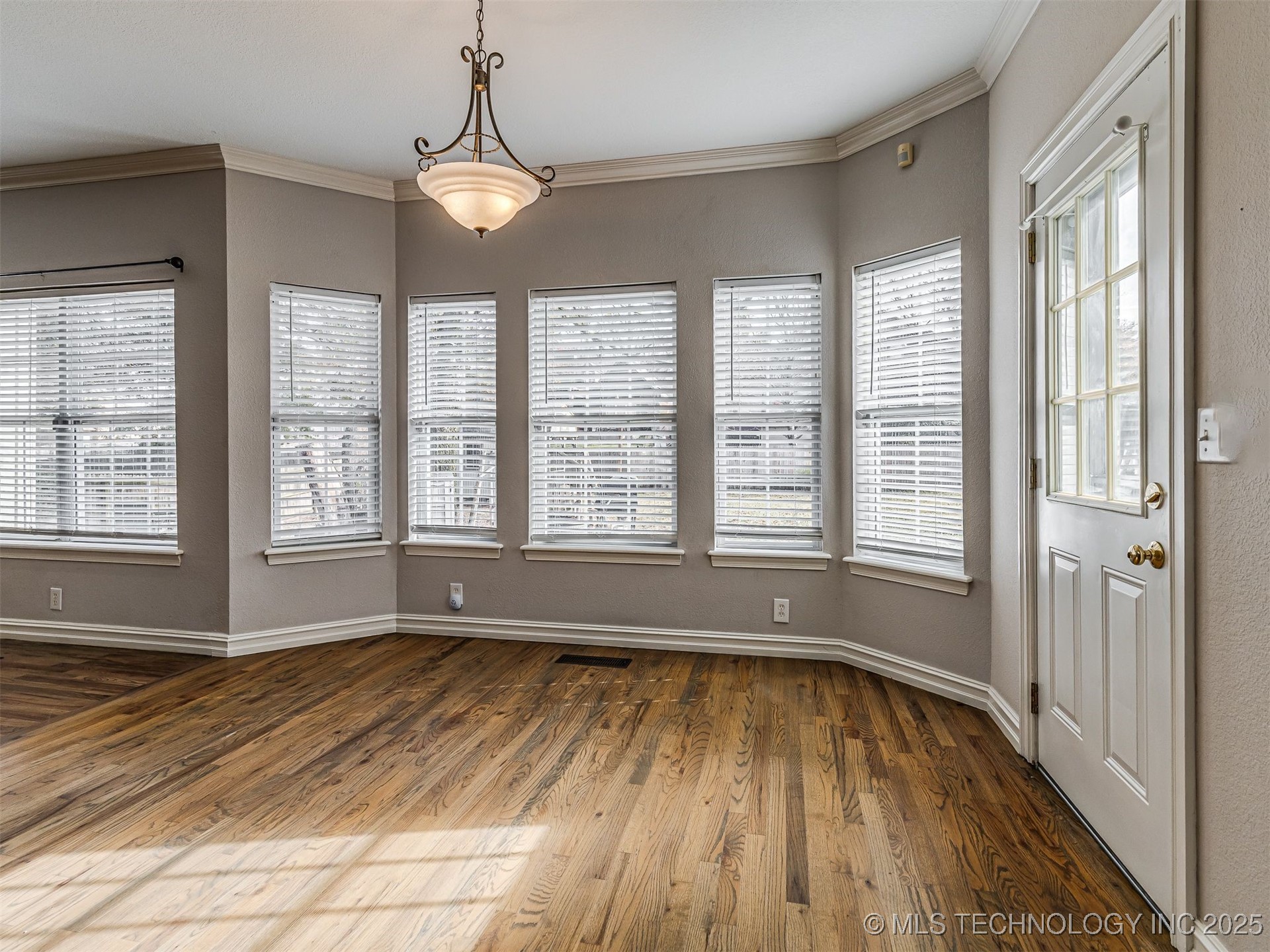 12512 S 18th Circle E Property Photo 29