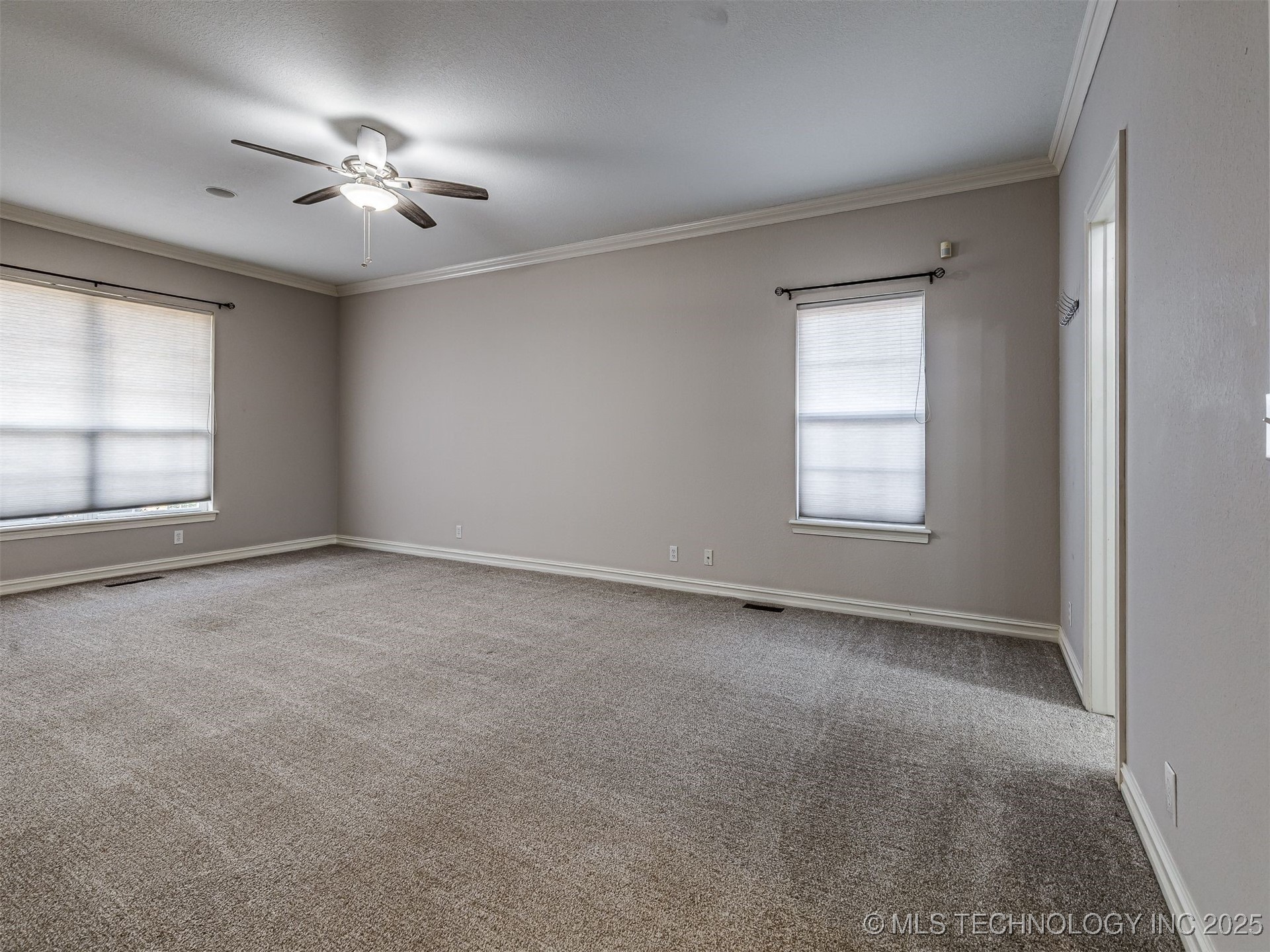 12512 S 18th Circle E Property Photo 30