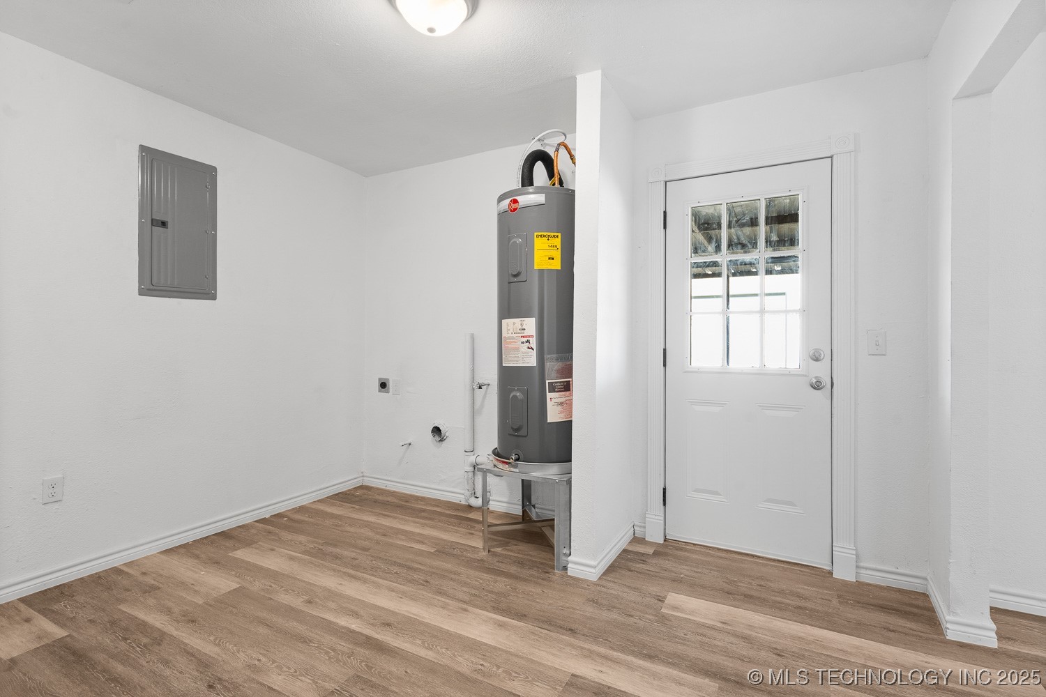 114 Laurel Street Property Photo 10