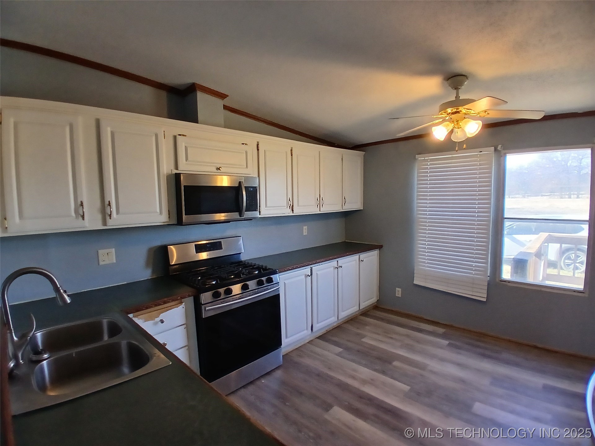 117217 S 4090 Road Property Photo 4