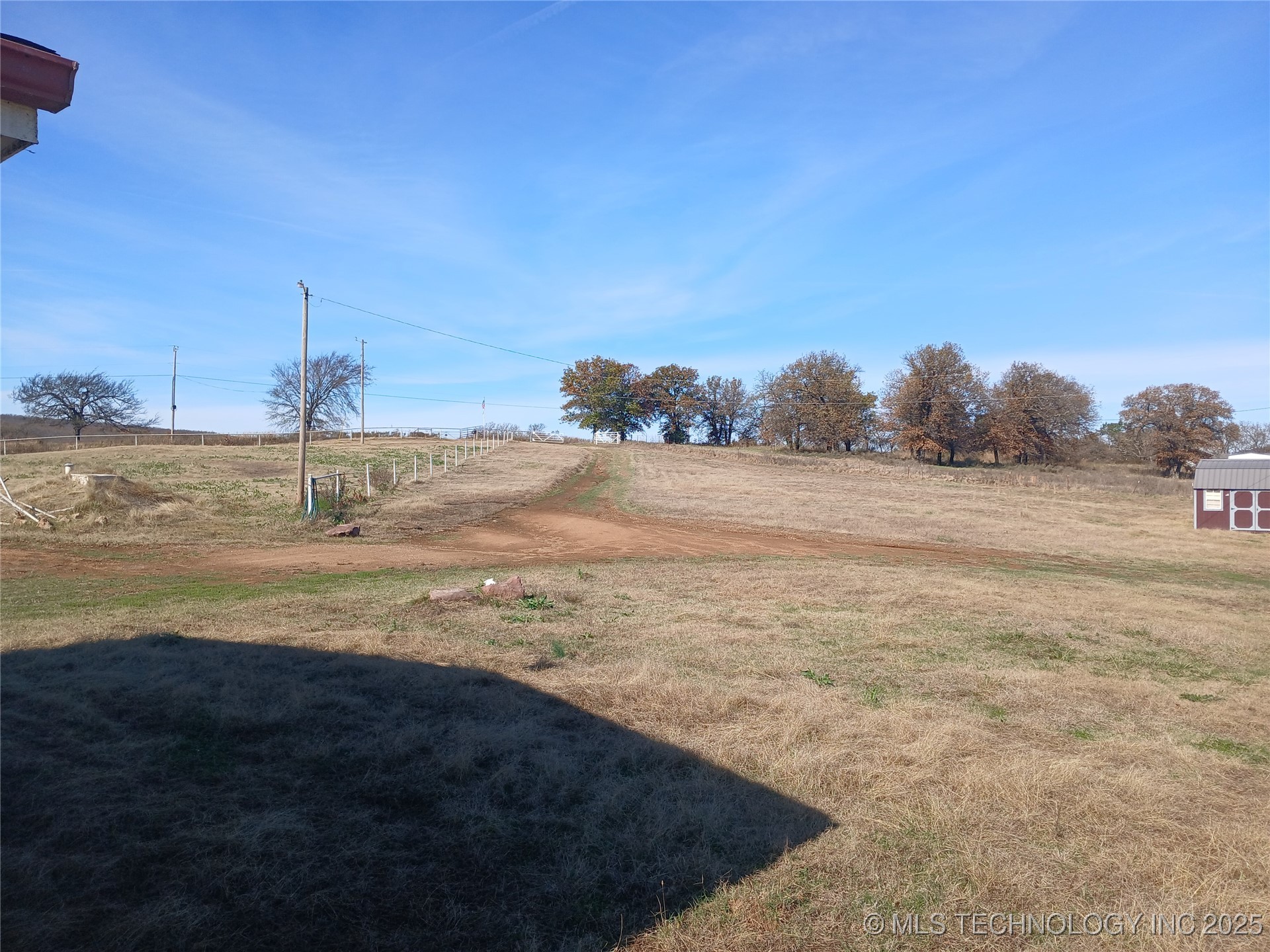 117217 S 4090 Road Property Photo 35