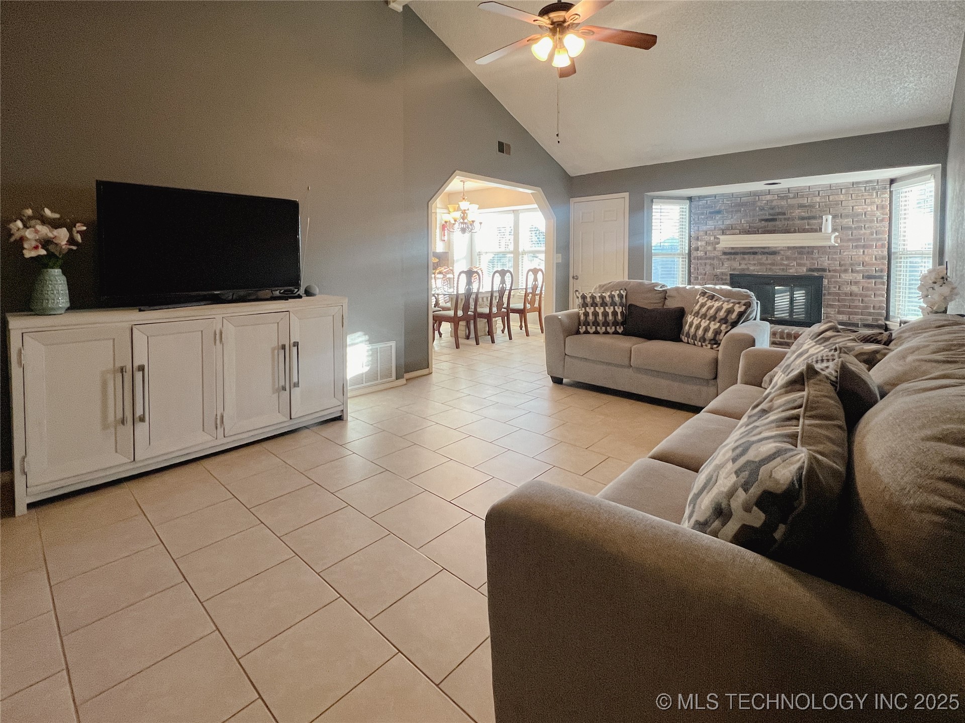 1707 S 139th East Avenue Property Photo 4