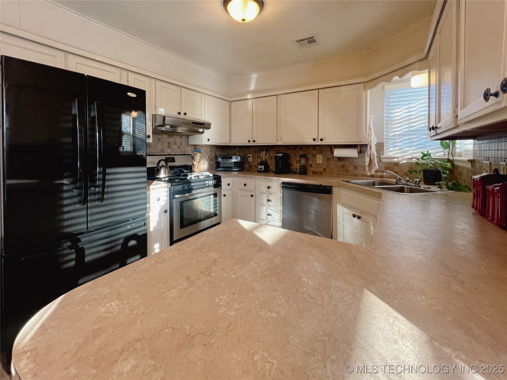 1707 S 139th East Avenue Property Photo 10