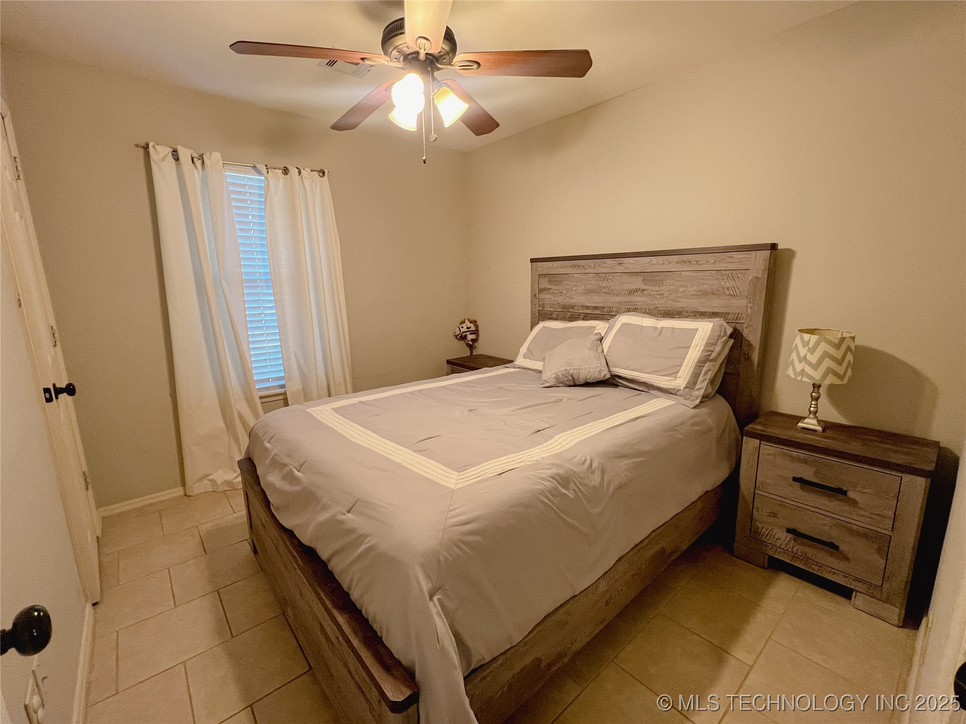 1707 S 139th East Avenue Property Photo 19